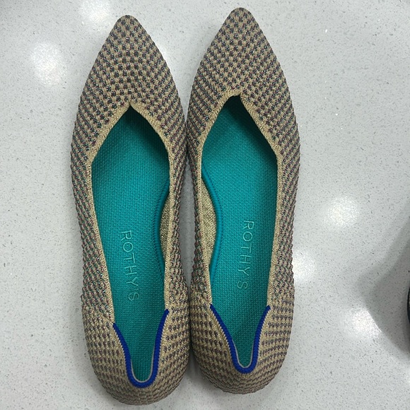 Rothy’s gorgeous the point slip ons - Picture 1 of 4